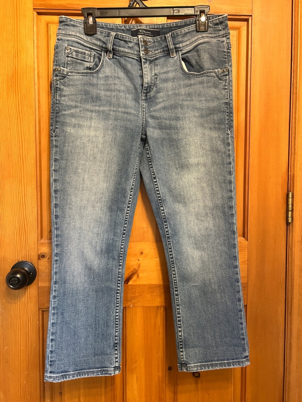 Stylish Aged Faded Washed Straight Leg Short Tommy Bahama Denim Jeans Size 10